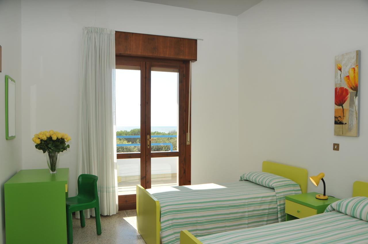 מלון קאורלה Casa Marina Bruno E Paola Mari מראה חיצוני תמונה