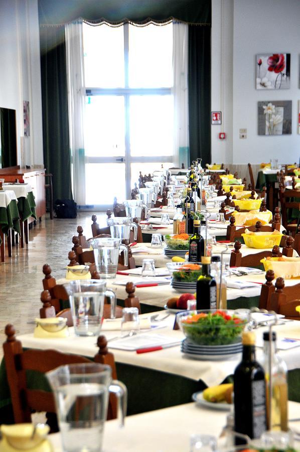 מלון קאורלה Casa Marina Bruno E Paola Mari מראה חיצוני תמונה
